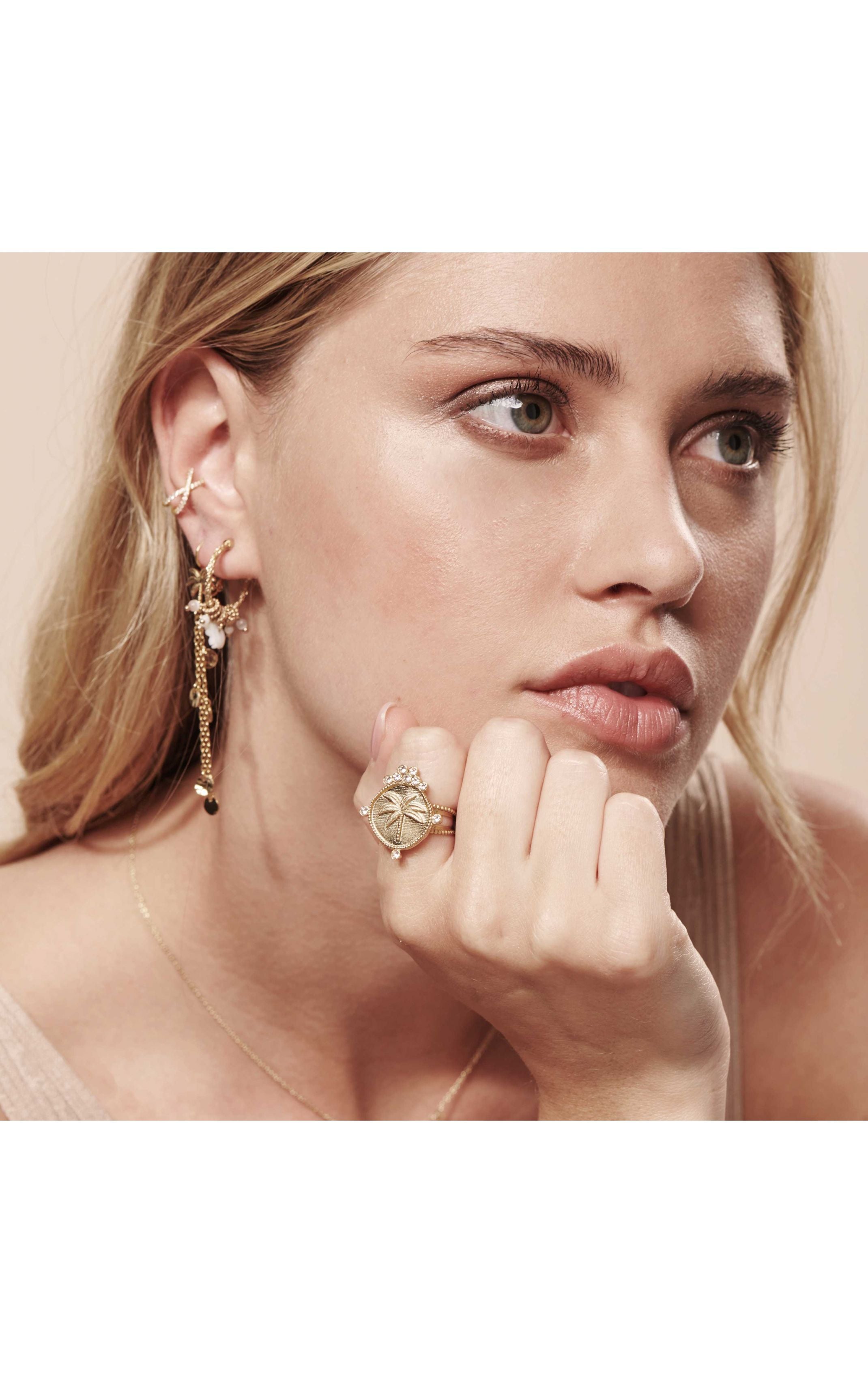  Bague Coast