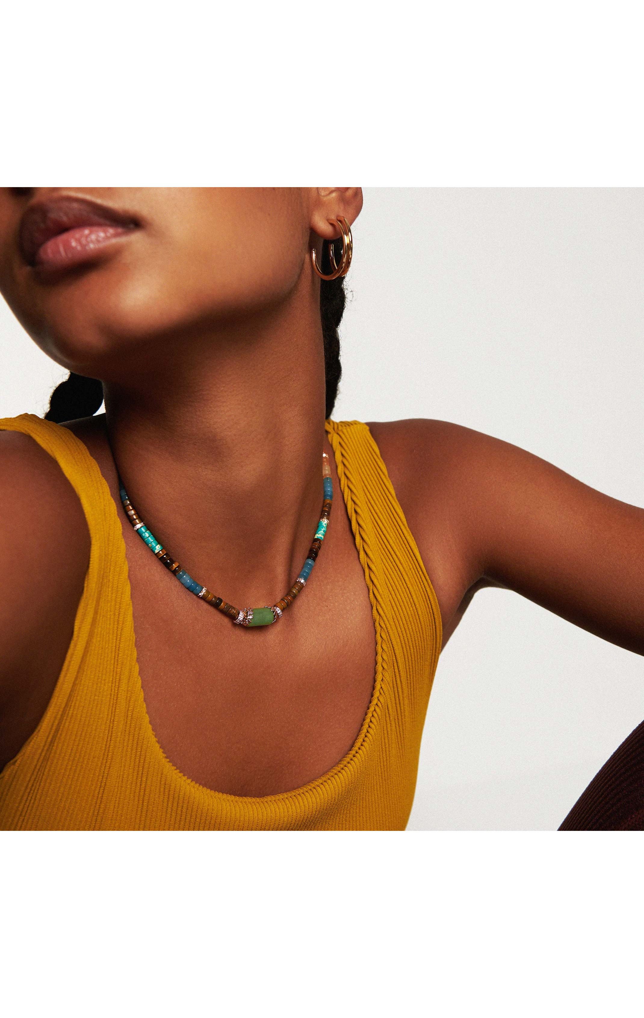  Collier Namaste