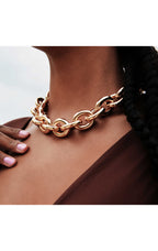  Collier Riha